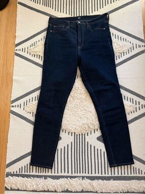 GAP Women's Skinny Jeans in Dark Indigo
